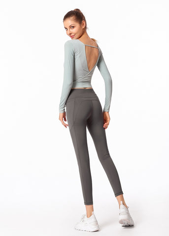 Image of Backless Long Sleeve Yoga Top - Itopfox