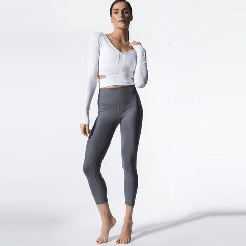 Image of Backless Long Sleeve Yoga Top - Itopfox